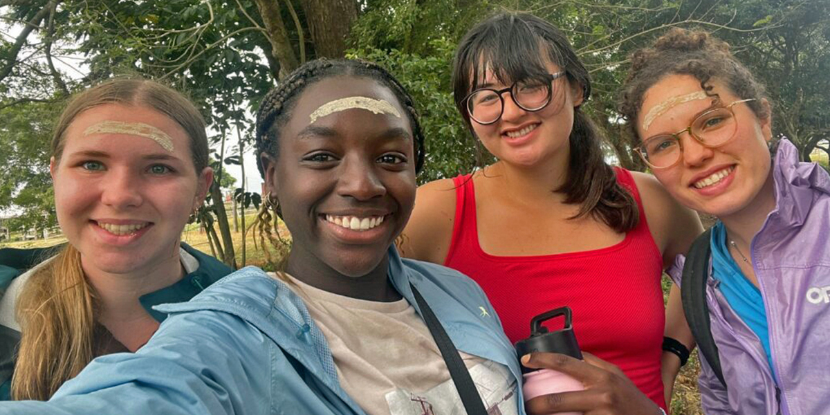 students posing for a selfie in Australia