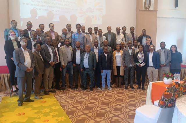 Group photo of people who attended the veterinary medicine conference.