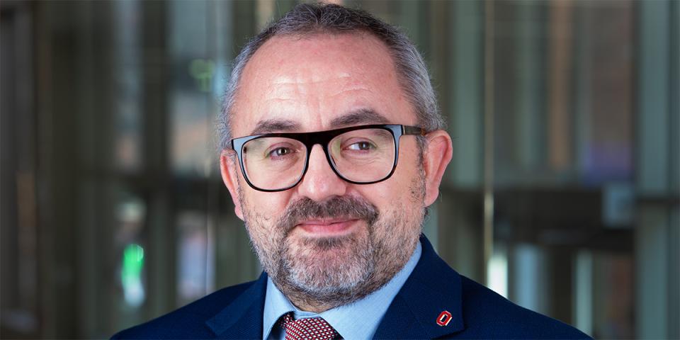 Headshot of Kaya Sahin